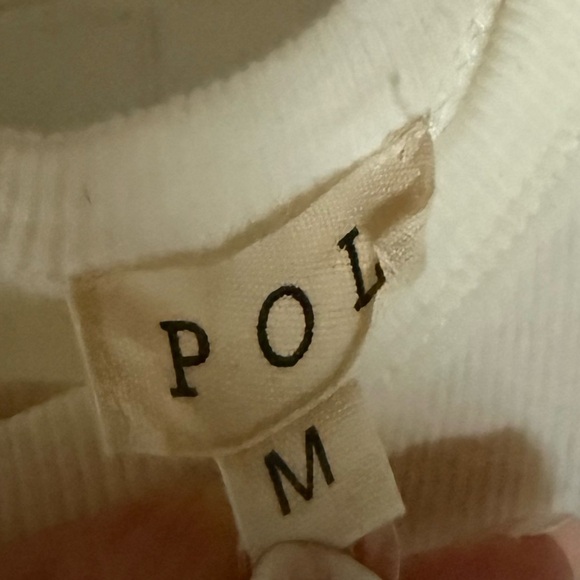 POL Women's Ivory Flutter Sleeve Blouse - Picture 3 of 4